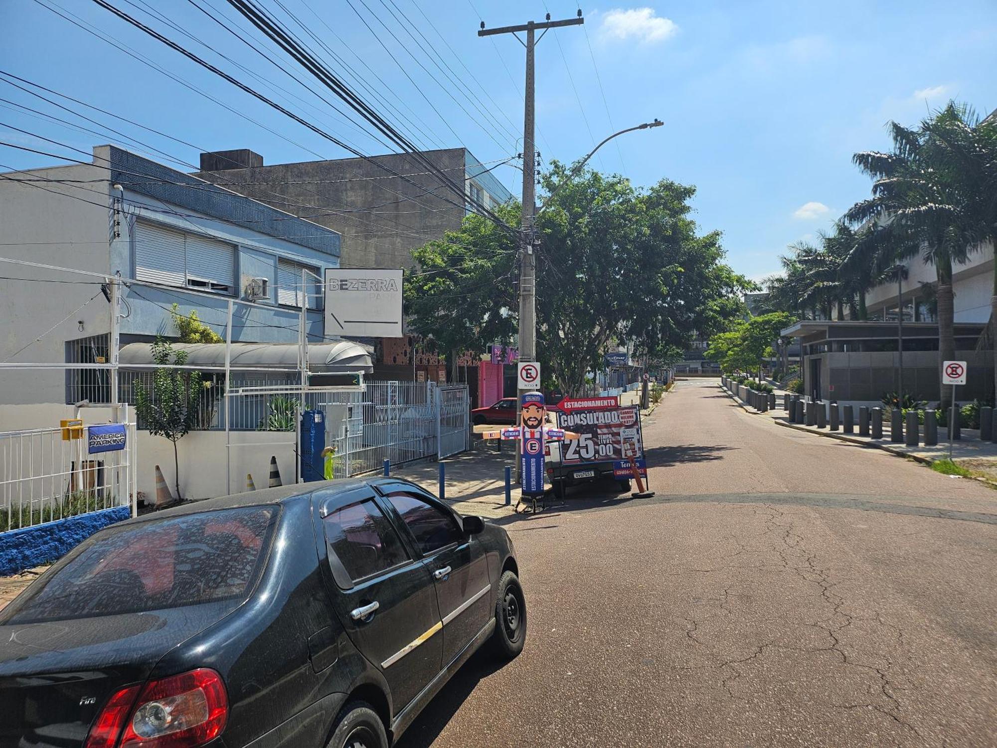 Consulado Americano Apartamento 50 Metros Da Entrada Para Visto Consulado Eua Porto Alegre Com Garagem Bagian luar foto
